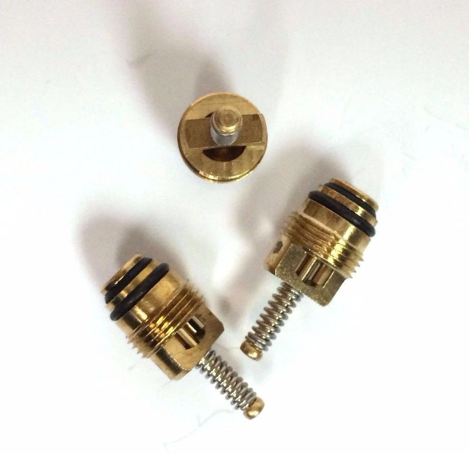 Núcleo de válvula de sistema de CA para Chrysler Chevrolet Dodge Jeep Ford Mercury Lincoln Foto 2 de 2