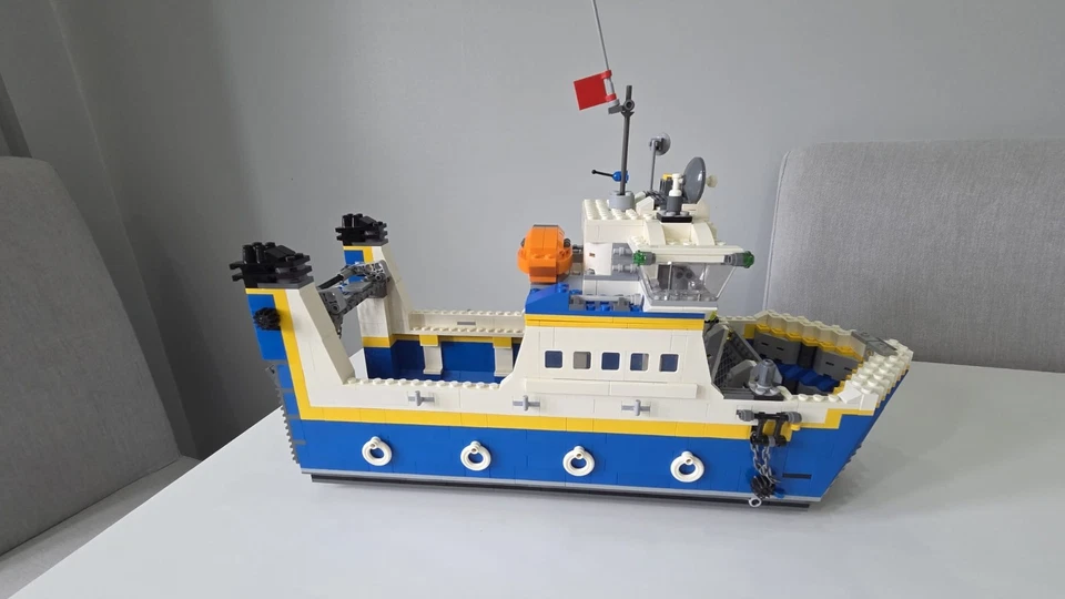 LEGO Creator 4997 Transport Ferry, photo 4 of 5