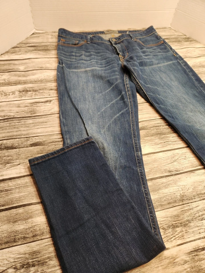 Jean recto WeSC Mandy 5 bolsillos talla 28 X 32 Foto 3 de 4