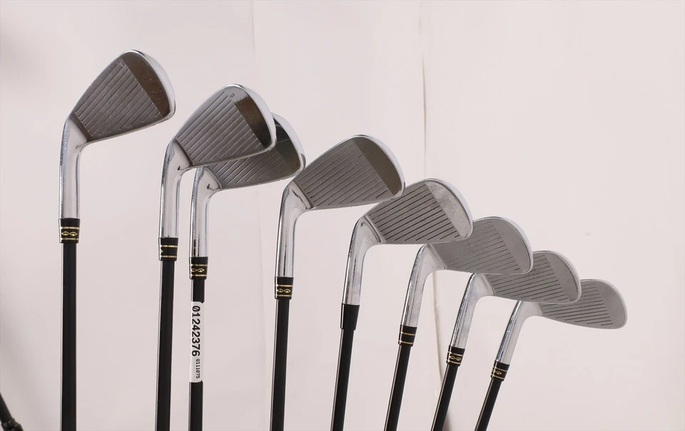 Juego de plancha Wilson Fi5 3-Pw Stiff Flex Kbs Pgi 85 grafito 1242376 bueno Foto 2 de 4