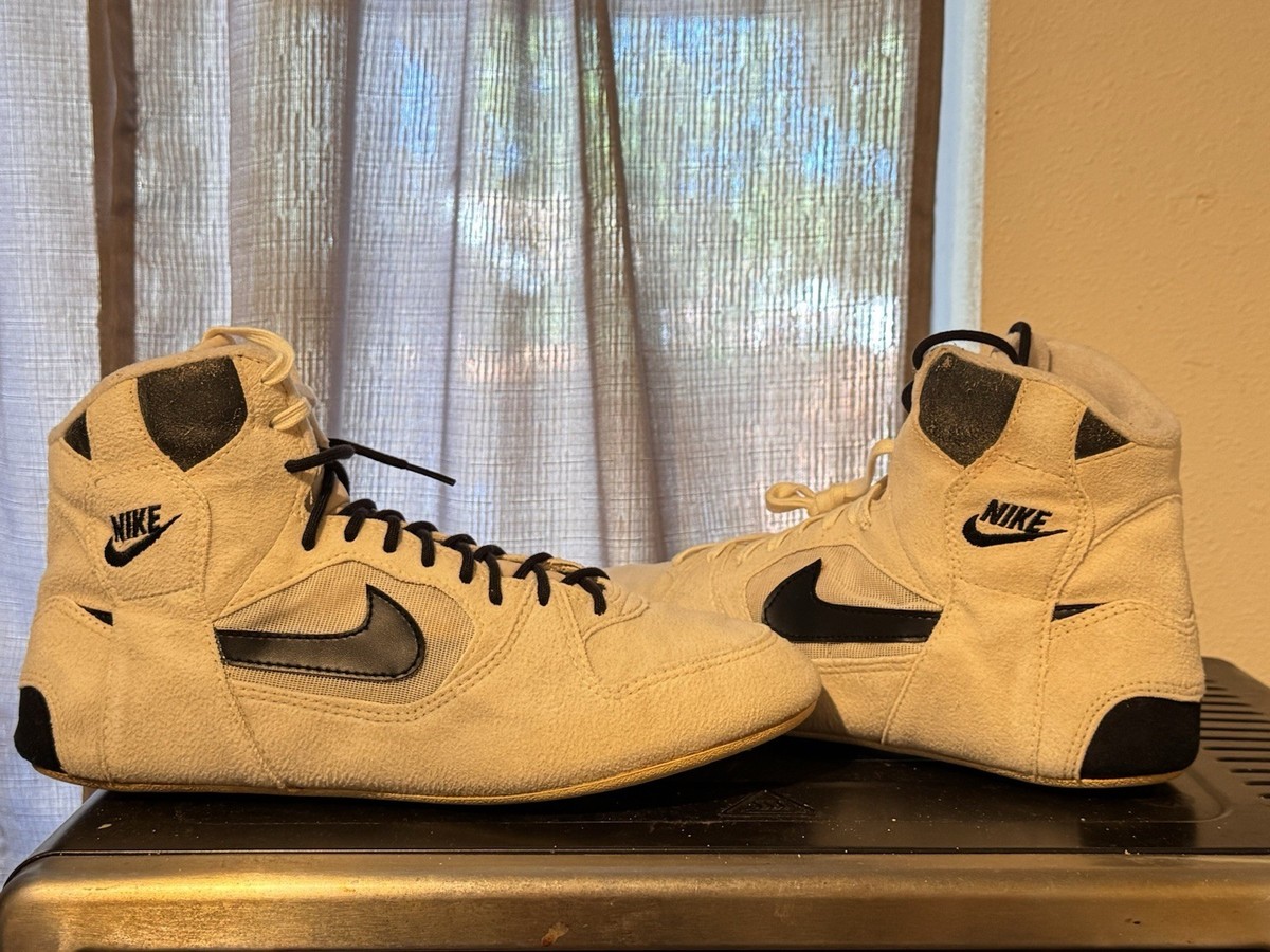 る*い様 激レア VINTAGE NIKE×ラグビー 90s 値下げ可能 Extremely rare NDS 1989 - 1990 Nike Escape Wrestling Shoes size 10