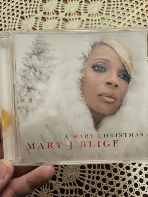 Mary J. Blige A Mary Christmas CD 2013 R&B Hip-Hop Holiday Record Album