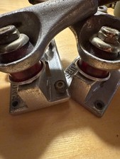 Vintage USA Venture Skateboard Trucks