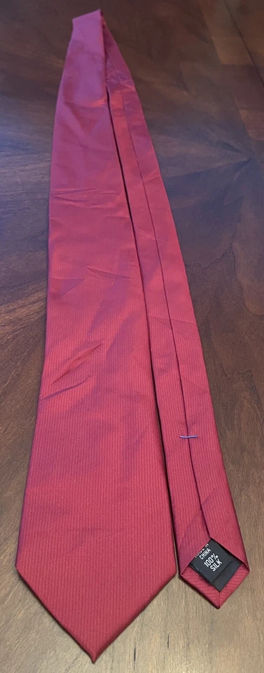 Corbata de cuello Kenneth Cole Reaction roja 100 % seda para hombre hecha en China Foto 3 de 4