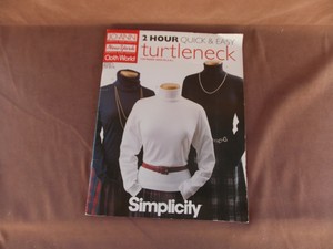 Simplicity Misses Turtleneck 2 Hour Bust Size 30 1/2-42