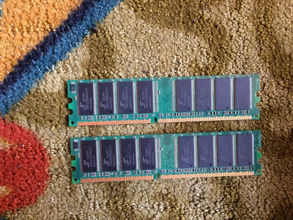 IBM ProMOS V826664K24SCTG-D3 512MB x2 (1 GB) DDR-400 CL3 (PC-3200) PC-3200U - Image 4 of 4