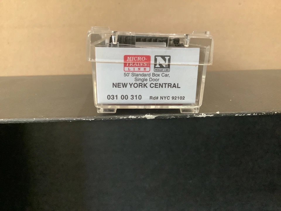 NYC N Scale 50' Box Car Light Blue w/black roof Micro-Trains #031 00 310-MINT - Image 4 of 4