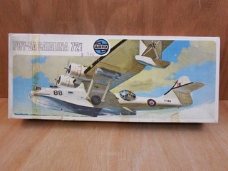 Airfix 1/72 PBY 5A Catalina model kit 05007 6 1970s kit poor box