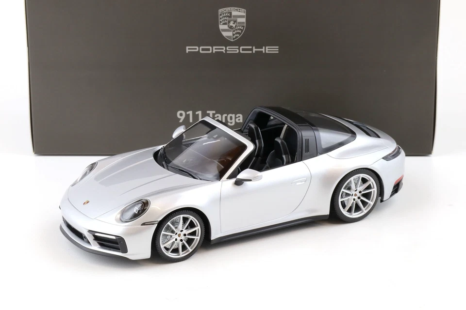 1:18 Minichamps Porsche 911 (992) Targa 4 GTS GT-silver metallic WAP DEALER