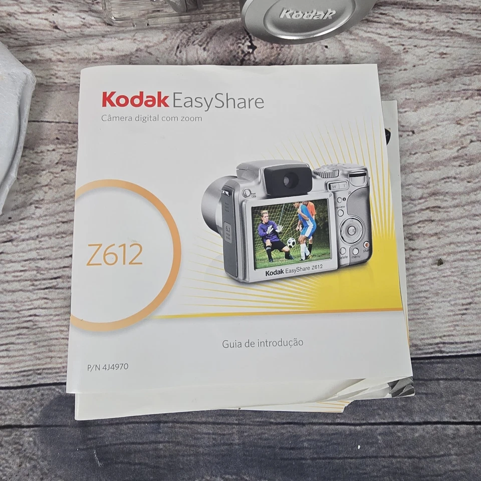 Kodak EasyShare Z612 6.1MP Digital Camera - Silver No Battery Untested  - Image 4 of 4