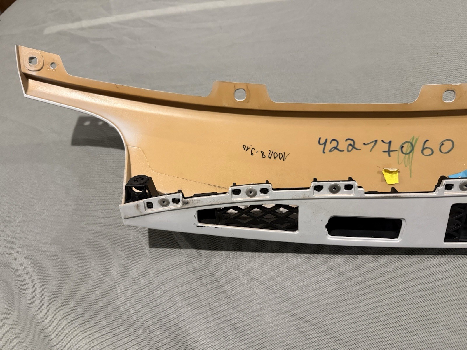 2012 AUDI R8 REAR UPPER COVER PANEL SUZUKA GREY OEM 420 807 649 C  NARDO