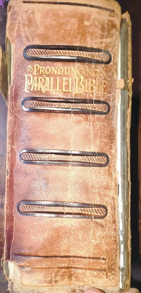 Holy Bible Self Pronouncing Edition 1892 Leather Bound exceptionally rare. - Image 2 of 4