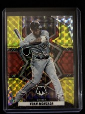 🔥Yoan Moncada 2022 Panini Mosaic Choice Fusion Red & Yellow Mosaic Prizm #191
