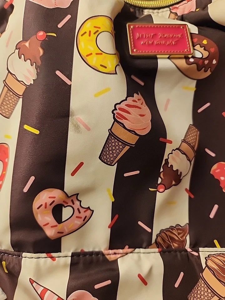 BETSEY JOHNSON Mochila Donut Helado Cremallera Pañal de Viaje Escolar Rosa Blanco Foto 3 de 4