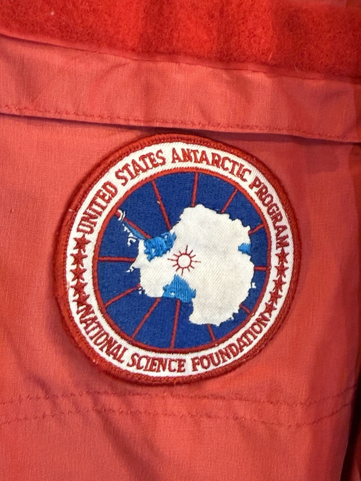Vintage Canada Goose USA Antarctic Program Red 700 Down Big Red Parka Jacket M image 4