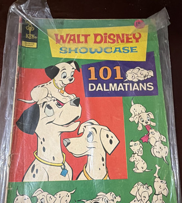 Walt Disney Showcase Gold Key Comics 101 Dalmatians Pongo Perdita Comic Book