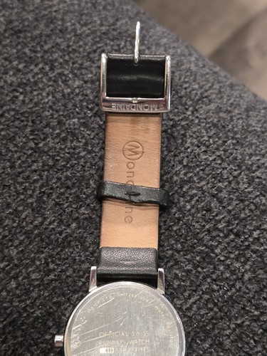 MONDAINE SWISS MADE QUARTZ ARMBANDUHR UHR Läuft Stark UNISEX 30314 - Bild 5 von 8