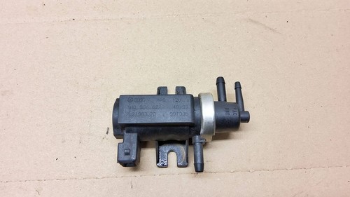 Audi A4 S4 B5 8D 2000 Diesel 81kW Turbolader Druckwandler Magnetventil 1H0906627
