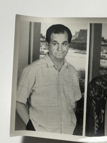 Vintage 2 Black & White Press Photos Coming of Age Paul Dooley Phyllis Newman - Picture 12 of 13