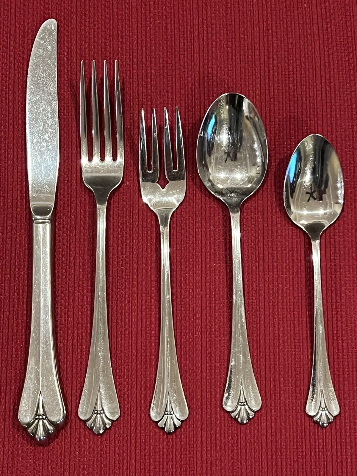 Oneida Community Royal Flute 5 Pieces Stainless Flatware 1 Place