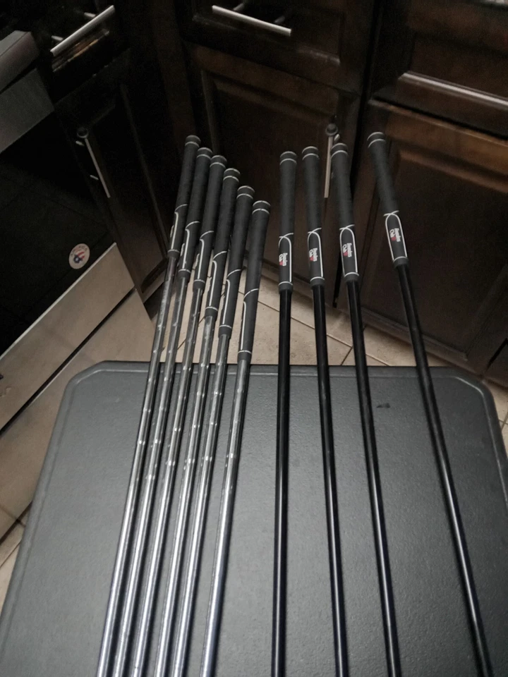 Founders Club Iron Set 5 To P 3 And 5 Wood 3 And 4 Hibrid - Image 4 of 4