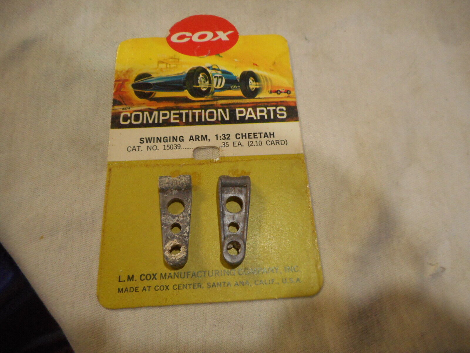 NOS Cox Vintage 1 32 Scale Cheetah Car No.15 Cat. Arm Ranking TOP2 Swing Purchase Slot