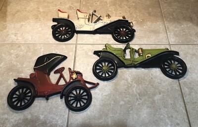 Midwest Co. Vintage Antique Motor Cars Hanging Metal Wall Decor Buick