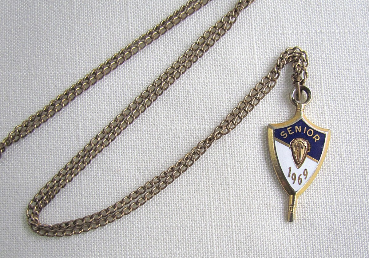 Vtg Jostens 1969 Senior Key Pendant Necklace Blue/White/Gold