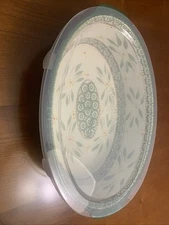 Temptations Old World Green Oval 2.5qt Baking Dish With Lid