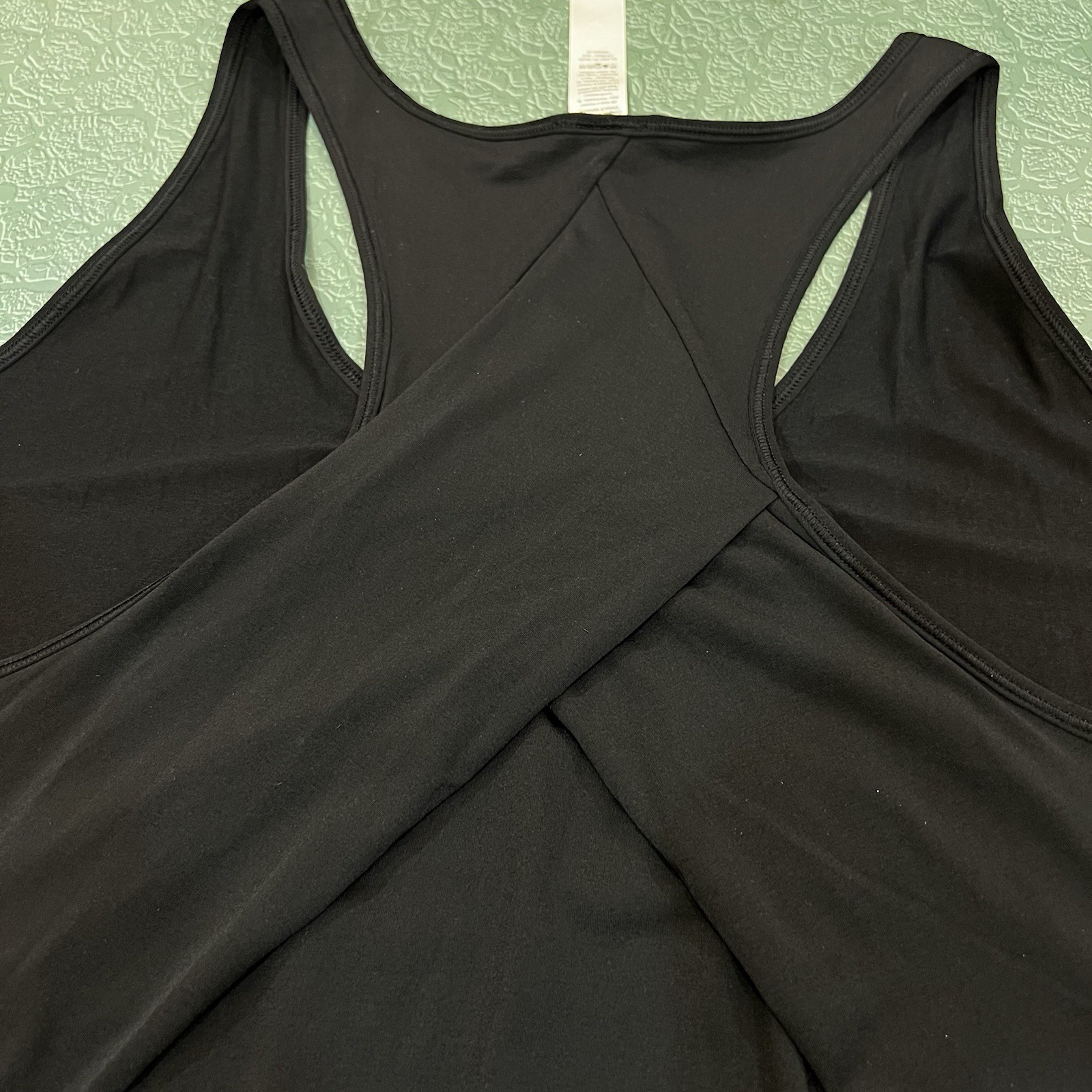 Lululemon Solid Black Essential Pleated Tank Top … - image 11