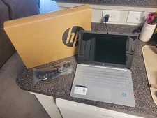 HP 14-dq0057nr 14" Intel Pentium Silver N5030 64GB eMMC/4GB DDR4 SDRAM - Silver