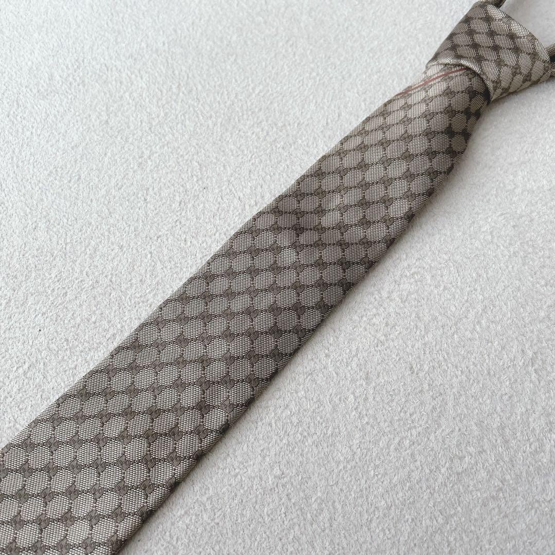 Excellent condition GUCCI GG pattern bee Shelley … - image 6