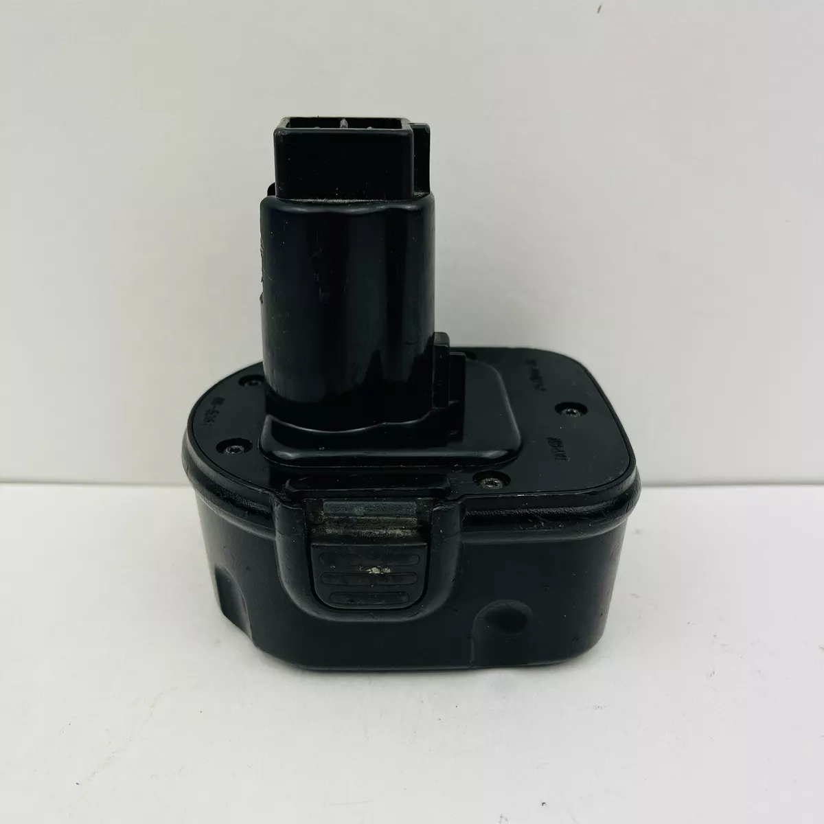 Genuine DEWALT DW9072 12v Battery Pack Black