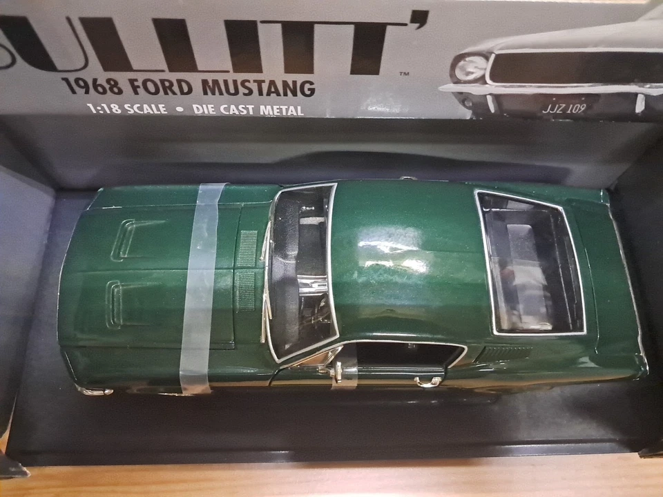 Ertl Ford Mustang  1968 'BULLIT '1/18 - Immagine 2 di 4
