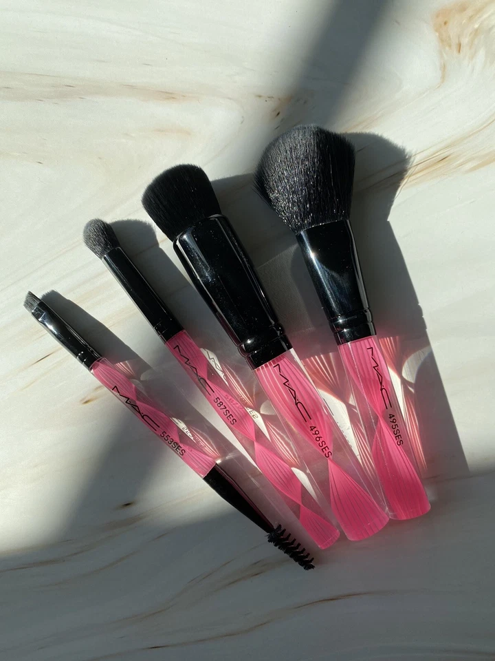 M·A·C MAC Holiday 2021 Wave Your Wand Brush Set $161 Value - Authentic Brand New