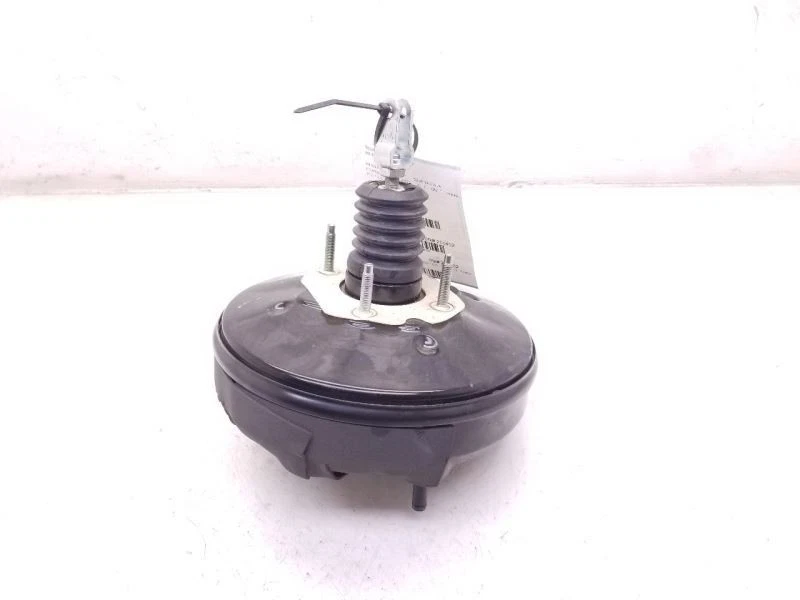 16-18 TOYOTA YARIS 1.5L 4CYL FWD POWER BRAKE BOOSTER ASSEMBLY - Image 3 of 4