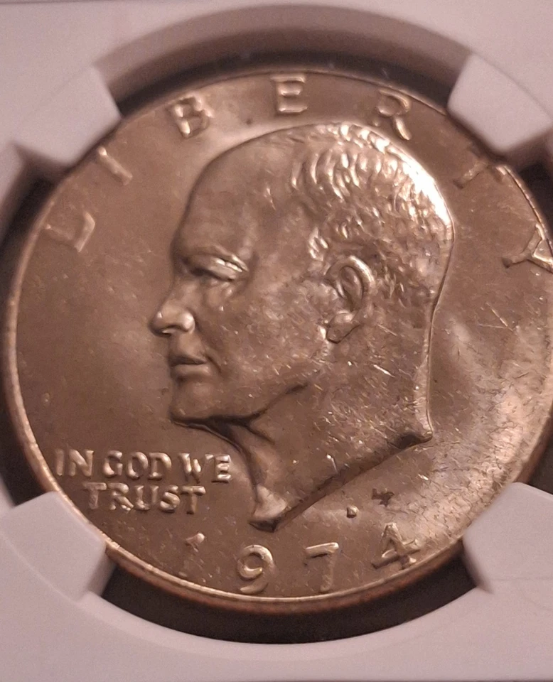 MS65 1974-D Eisenhower Dollar Ike NGC  - Image 2 of 4