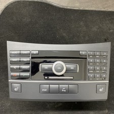 Mercedes W212 w204 Radio Autoradio Navi Navigation A2129008309 Mercedes W212 w204 Radio Autoradio Navi Navigation A2129008309