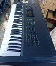 Yamaha SY77 61-Key Synthesizer Powers On All Keys Sound Tested Used