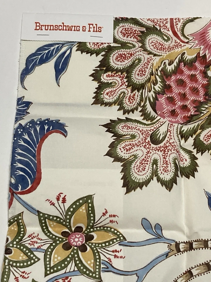 NEW SAMPLE Brunschwig & Fils Floral CADENET Print in Red/Blue 12.5” X 12.5” - Image 2 of 4