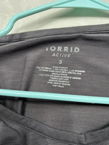 Torrid Active Gray Reflective Sleeve Shirt - Picture 4 of 6