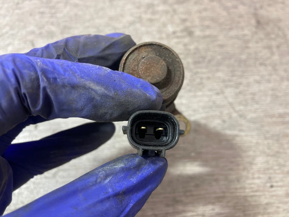 TOYOTA YARIS 1.0 PETROL CAMSHAFT TIMING OIL CONTROL VALVE 229700-0180 — 第 2/3 张图片