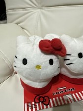 New Sanrio HELLO KITTY Women's Plush Slippers Sz Medium 7-8 Red Bow White NWT
