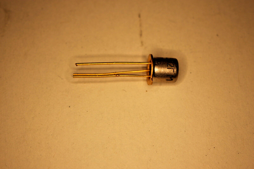 10 Stück Transistor KP302GM - 第 1/1 張圖片