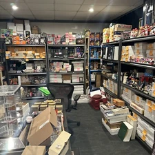 Huge Sportscard Card Collection Millions Of Cards Lot Vintage Relics Inserts