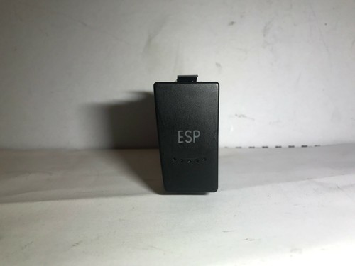 VW Passat 3B Bj.11.00-05.05 / gebr. ESP-Schalter 3B0927134A #129