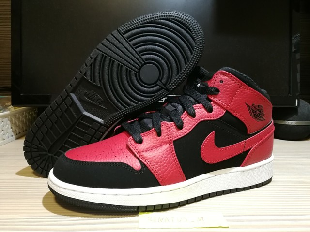 jordan 1 mid reverse bred