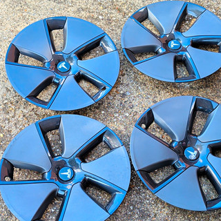 Tesla Model 3 Aero Wheel Covers 18” – Genuine – Set of 4– Used excellent con