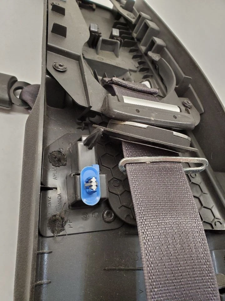 2014 - 2015 CHEVROLET IMPALA Seat Belt Front VIN 1 4th Digit New Style Driver Foto 4 de 4