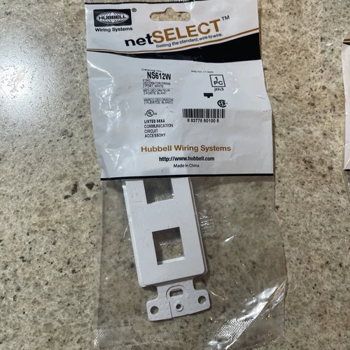 Hubbell NS612W Netselect Decorator Frame 1 Gang 2 Port White NEW NIP B6